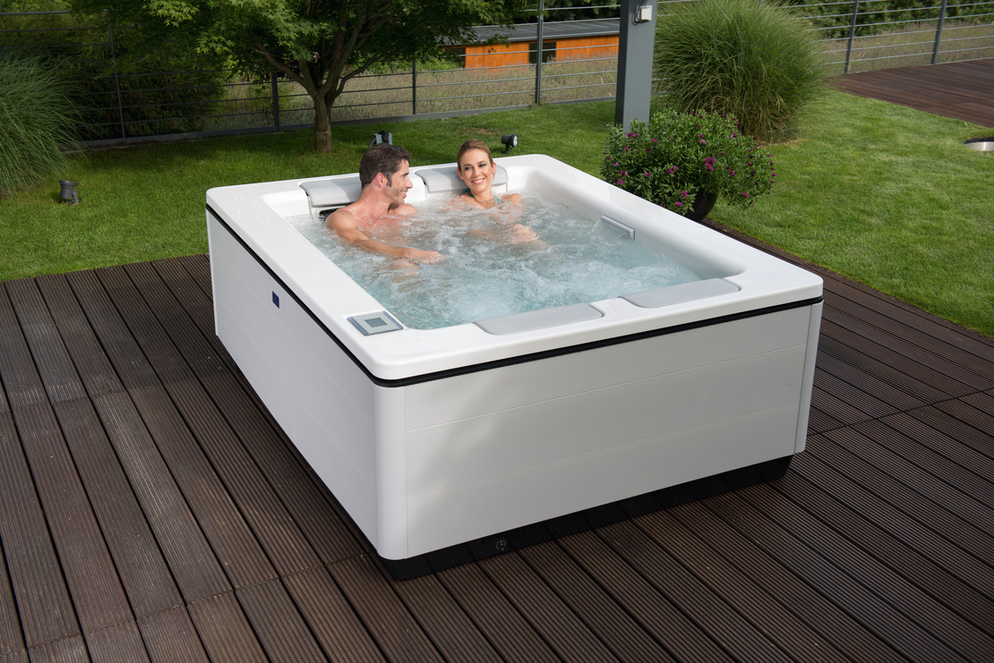 COMPACT-SPA-210.jpg